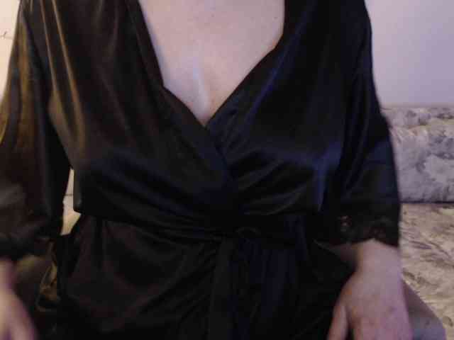 goodSnowQueen webcam