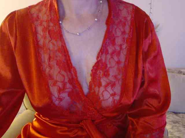 goodSnowQueen webcam