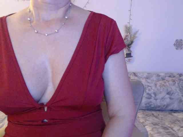 goodSnowQueen webcam