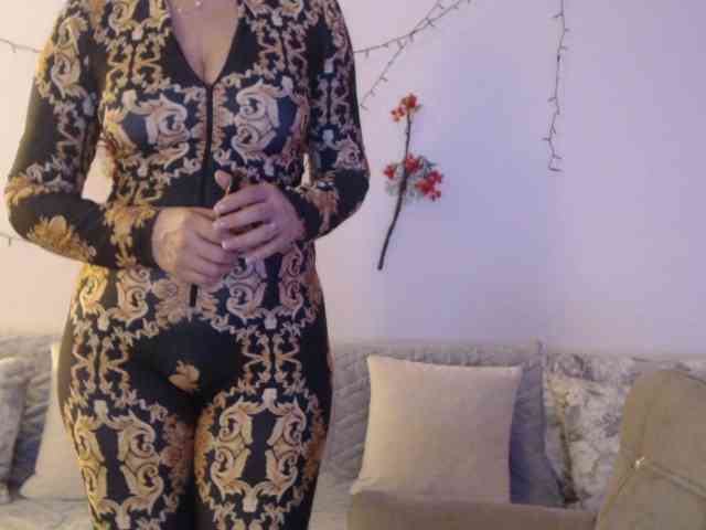 goodSnowQueen webcam