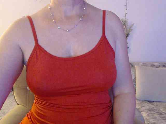 goodSnowQueen webcam