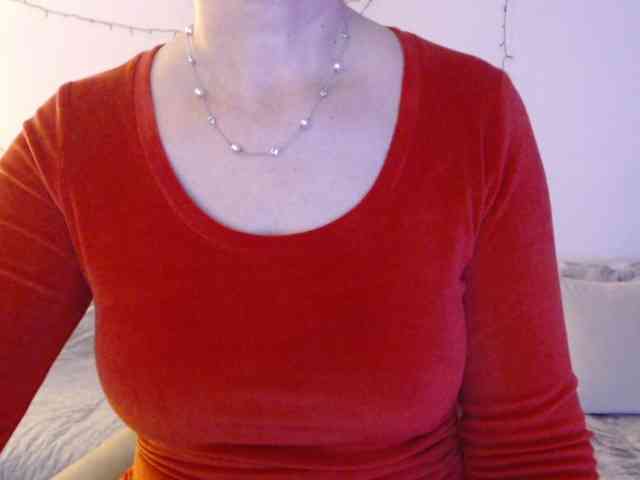 goodSnowQueen webcam