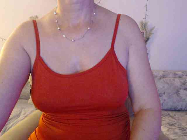 goodSnowQueen webcam