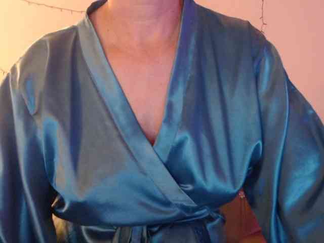 goodSnowQueen webcam