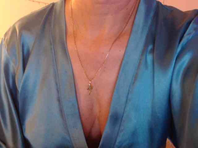 goodSnowQueen webcam