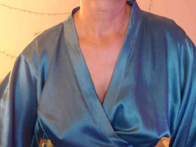 goodSnowQueen webcam