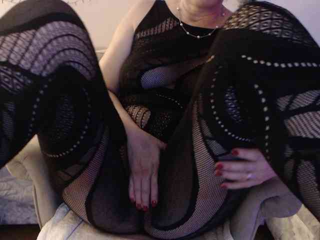 goodSnowQueen webcam