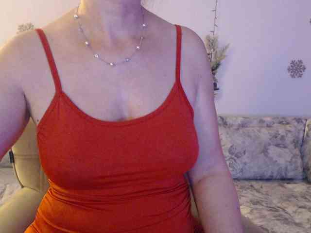 goodSnowQueen webcam