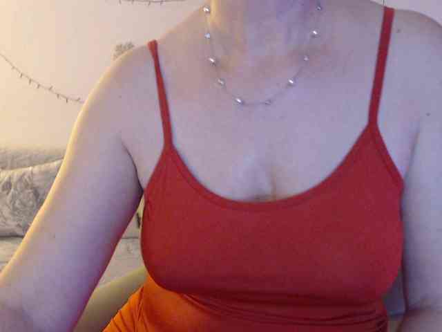 goodSnowQueen webcam