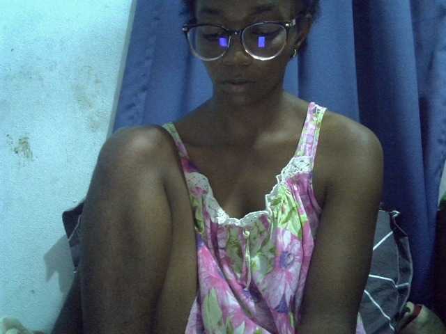 ElianeXhot Live Cam on BongaCams