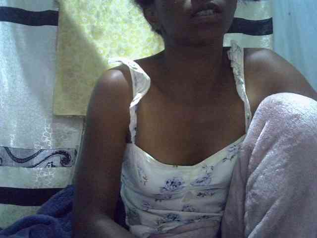 ElianeXhot ElianeXhot