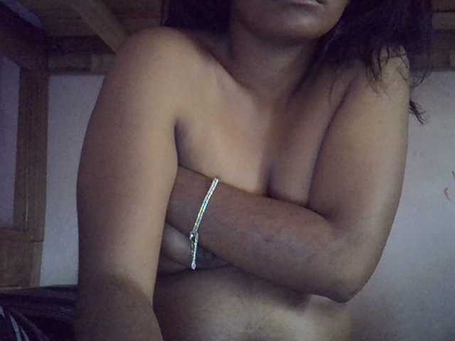 Angelinah75's BongaCams show and profile