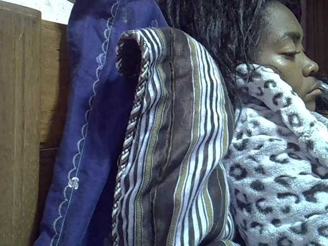 Angelinah75's BongaCams show and profile