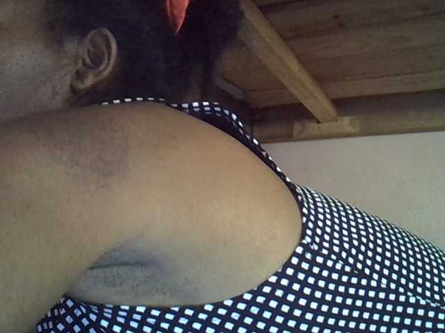 Angelinah75's BongaCams show and profile