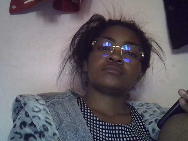 Angelinah75's BongaCams show and profile