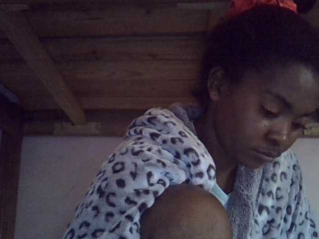 Angelinah75's BongaCams show and profile