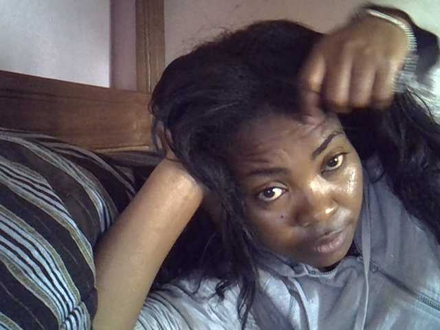 Angelinah75's BongaCams show and profile