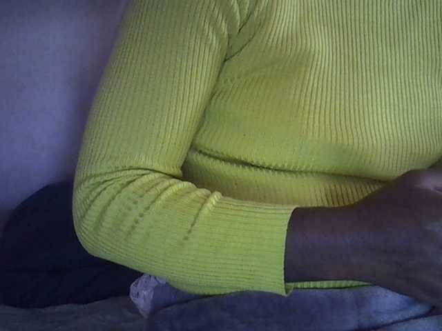 Angelinah75's BongaCams show and profile