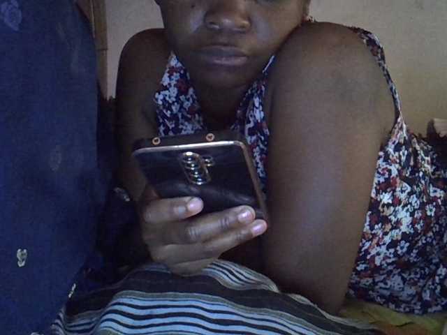 Angelinah75's BongaCams show and profile