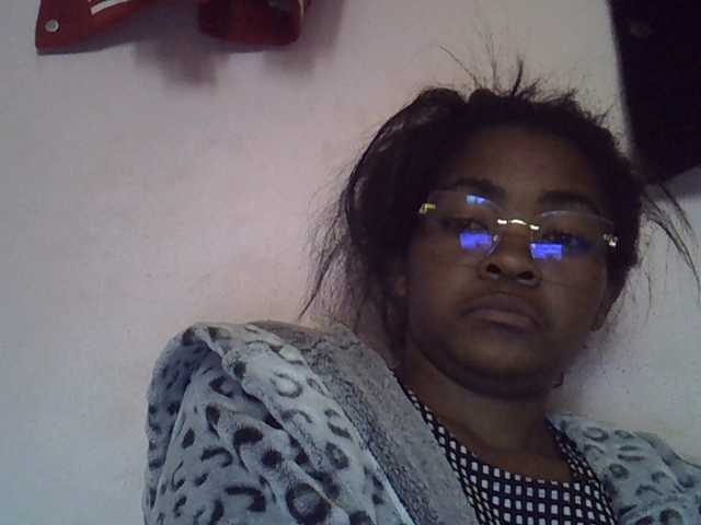 Angelinah75's BongaCams show and profile