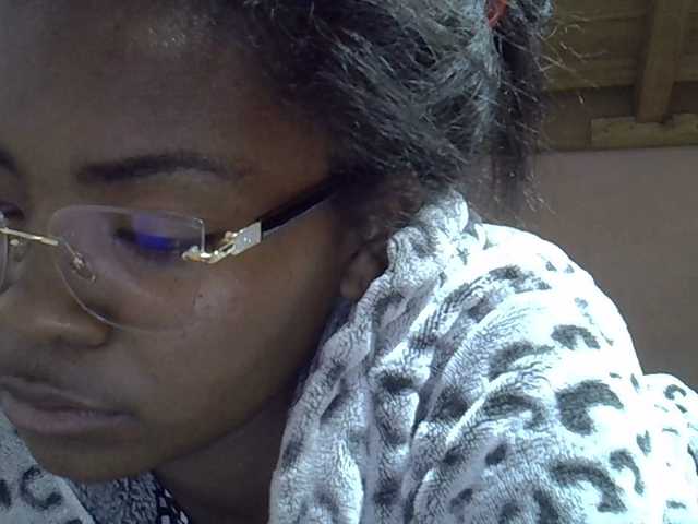 Angelinah75's BongaCams show and profile