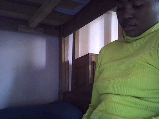 Angelinah75's BongaCams show and profile