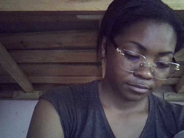 Angelinah75's BongaCams show and profile