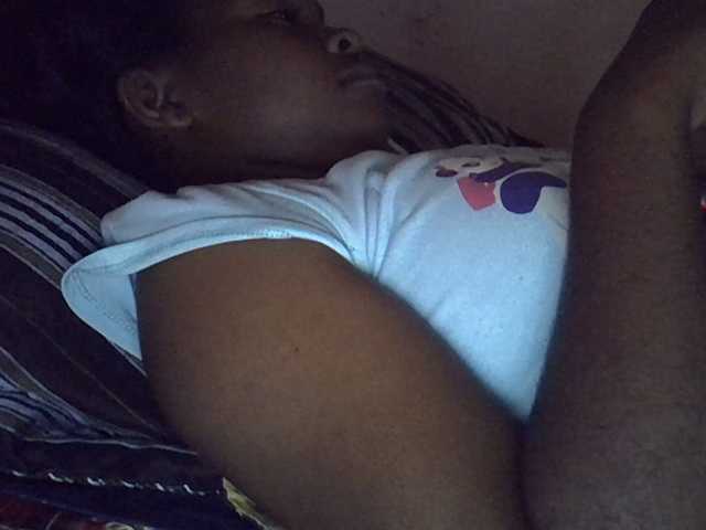 Angelinah75's BongaCams show and profile