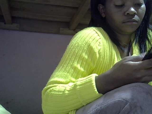 Angelinah75's BongaCams show and profile