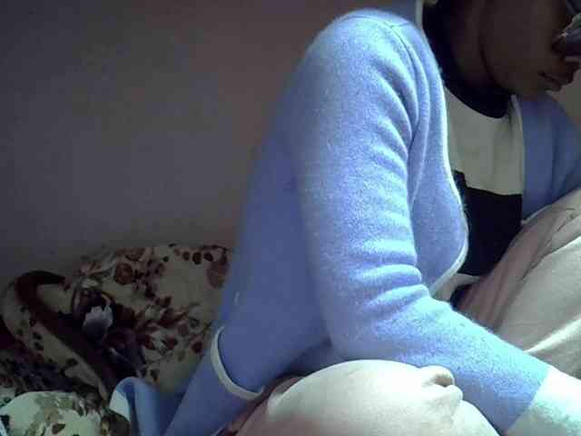 Angelinah75 webcam