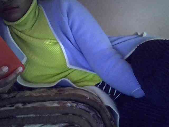Angelinah75 webcam