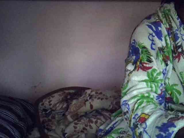 Angelinah75 webcam