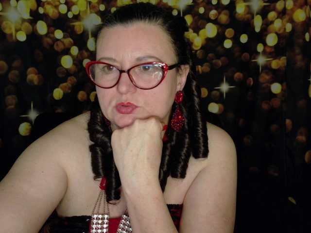 Yanikkka's BongaCams show and profile