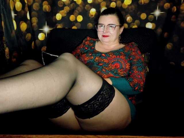 Yanikkka's BongaCams show and profile