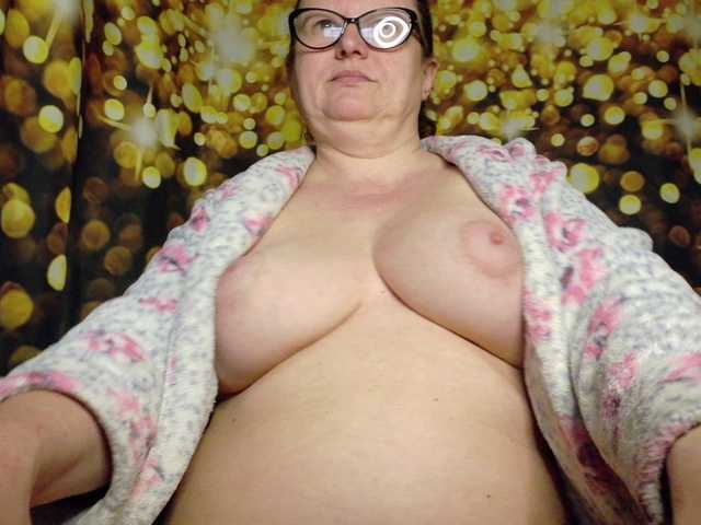 Yanikkka's BongaCams show and profile