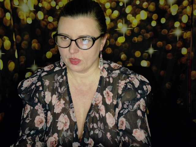 Yanikkka's BongaCams show and profile