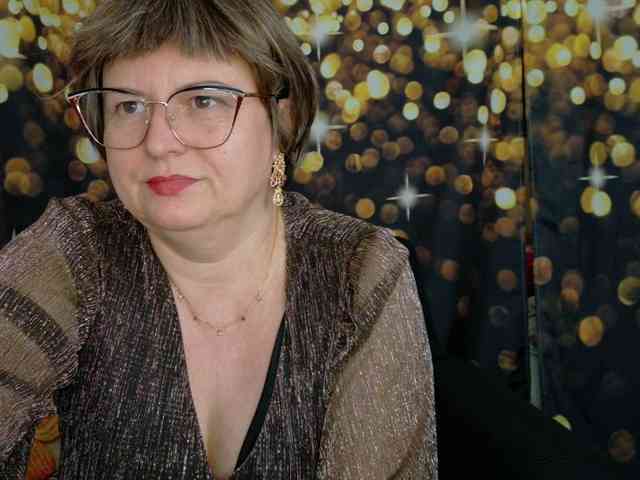 Golden_Lady webcam