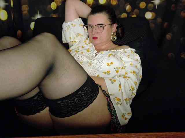 Golden_Lady webcam