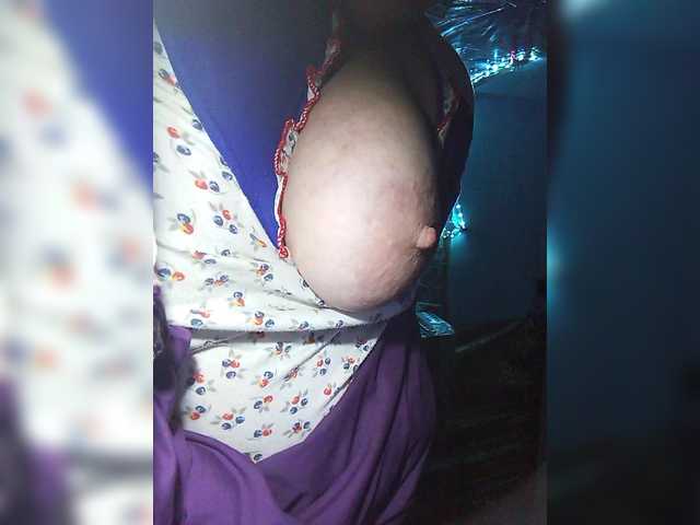 lady-Nicol's BongaCams show and profile