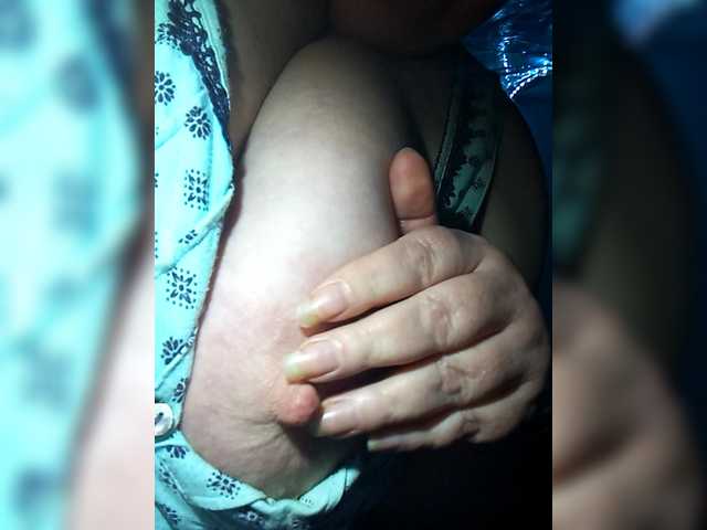 lady-Nicol's BongaCams show and profile