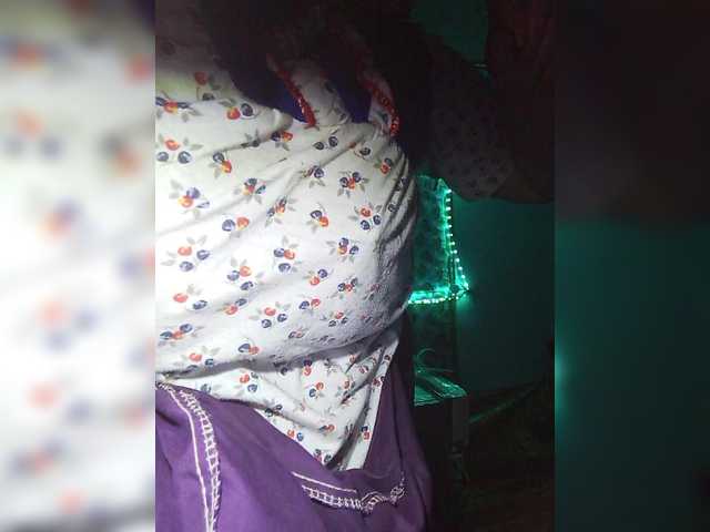 lady-Nicol's BongaCams show and profile