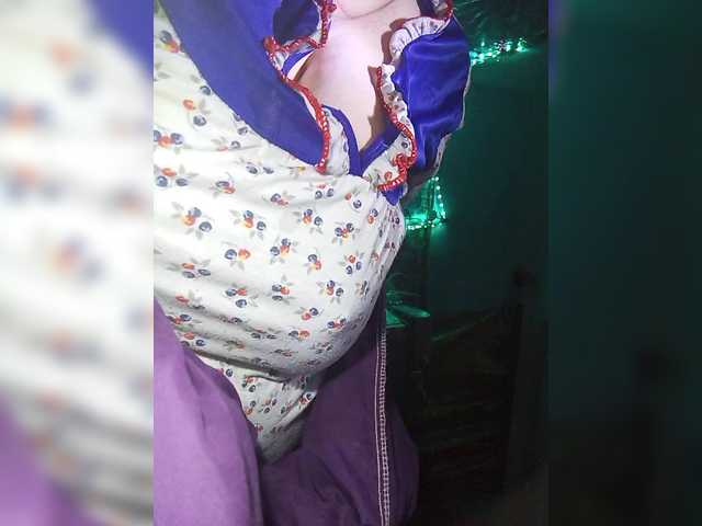 lady-Nicol's BongaCams show and profile