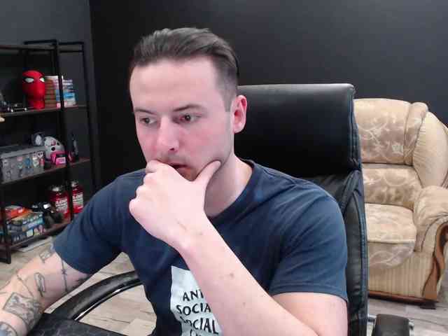 MihasikD Live Webcam on BongaCams