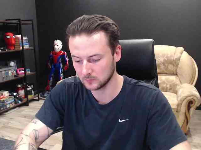 MihasikD Live Webcam on BongaCams