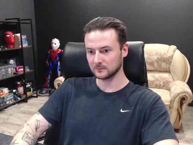 MihasikD Live Webcam on BongaCams