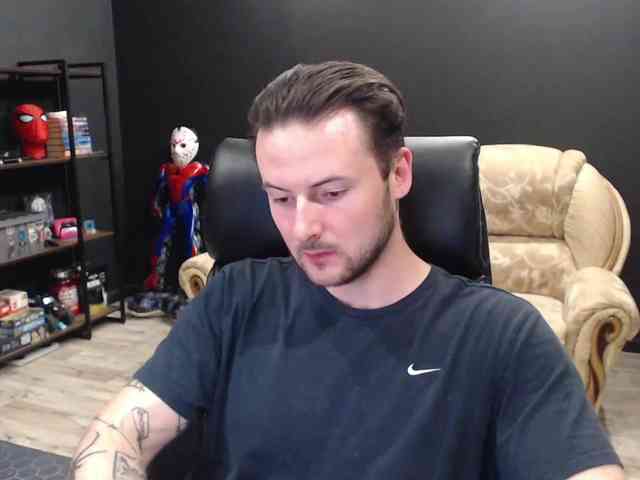 MihasikD Live Webcam on BongaCams