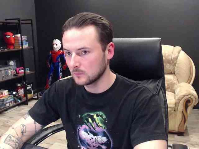 MihasikD Live Webcam on BongaCams