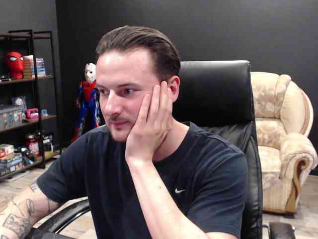 MihasikD Live Webcam on BongaCams