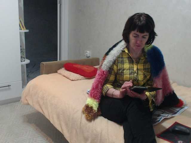 TinaaHott's BongaCams show and profile