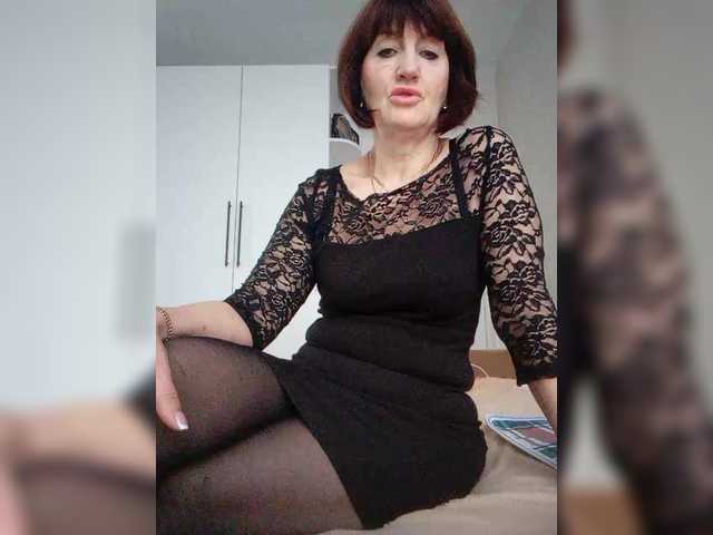 TinaaHott's BongaCams show and profile